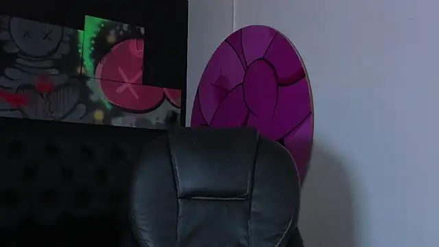 ISAAC CRYSTON online show from 2, 11, 2025