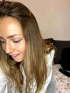 Snapshot of Hilary_283 chatting on 26, 9, 2025 Hilary 283 online show from 26, 9, 2025