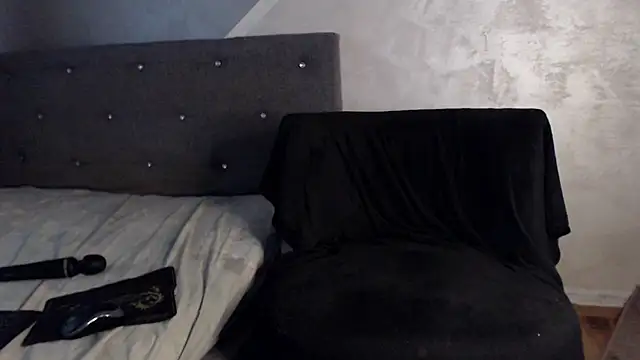 sassy sandra online show from 25, 6, 2026