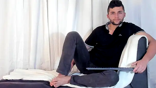 Snapshot of _Sain_ chatting on 21, 2, 2025 Sain online show from 21, 2, 2025