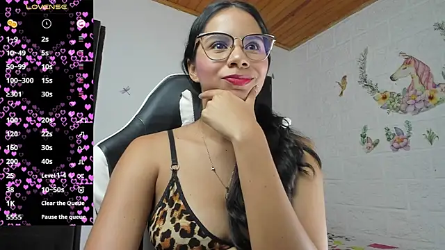 Snapshot of alisson_hoffman05 chatting on 15, 5, 2026 alisson hoffman05 online show from 15, 5, 2026