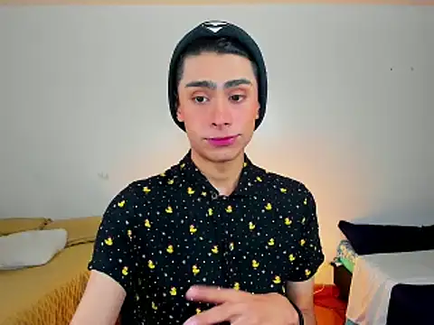 Snapshot of steve__gray chatting on 4, 2, 2025 steve gray online show from 4, 2, 2025