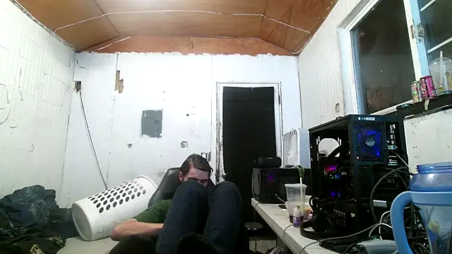 nuttyking2022 online show from 3, 10, 2025