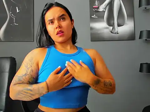 Snapshot of karlyjons12 chatting on 14, 1, 2026 karlyjons12 online show from 14, 1, 2026