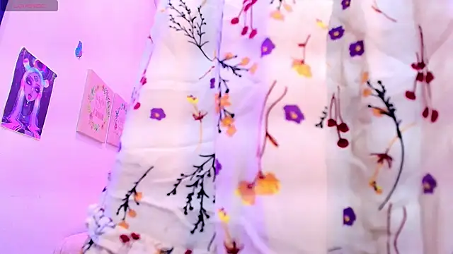 Snapshot of tylla_ chatting on 22, 3, 2025 tylla online show from 22, 3, 2025