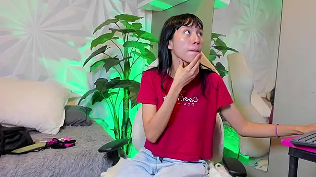 Miaa Lee7 online show from 25, 11, 2025