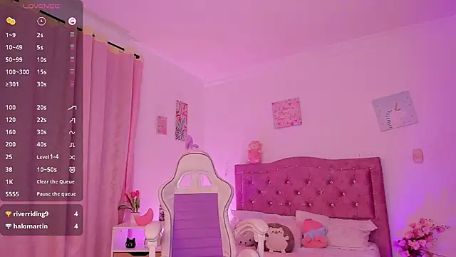 Snapshot of emilly_star chatting on 14, 3, 2025 emilly star online show from 14, 3, 2025