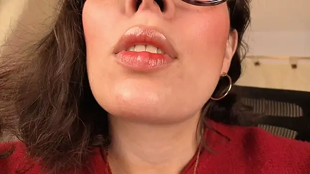 Snapshot of sophia_dumont chatting on 19, 4, 2026 sophia dumont online show from 19, 4, 2026