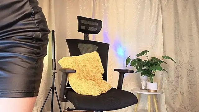 Snapshot of sophia_dumont chatting on 2, 6, 2026 sophia dumont online show from 2, 6, 2026
