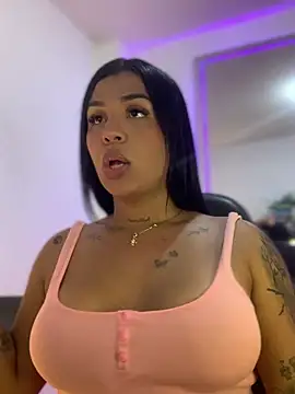 Snapshot of tinalove7 chatting on 18, 1, 2026 tinalove7 online show from 18, 1, 2026