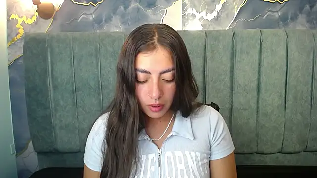 Snapshot of Emmaa_dia chatting on 23, 10, 2025 Emmaa dia online show from 23, 10, 2025