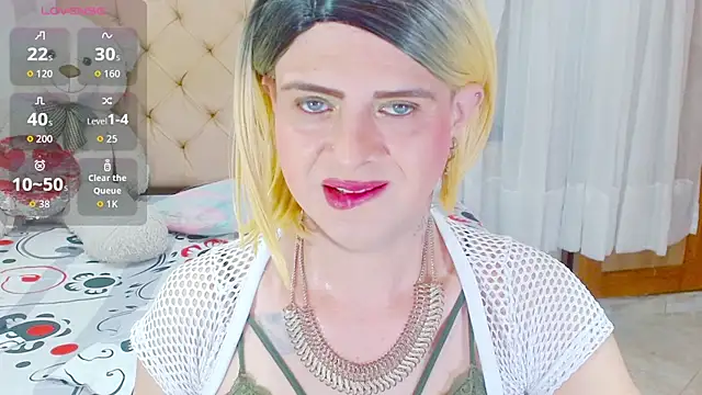 Snapshot of Dolldirtyxxx chatting on 9, 10, 2025 Dolldirtyxxx online show from 9, 10, 2025