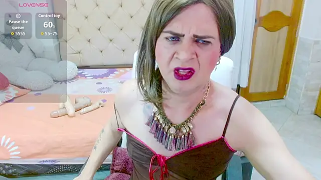 Snapshot of Dolldirtyxxx chatting on 19, 10, 2025 Dolldirtyxxx online show from 19, 10, 2025