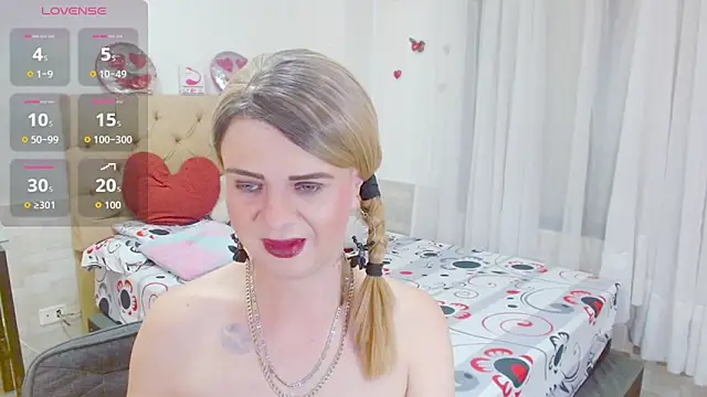 Snapshot of Dolldirtyxxx chatting on 28, 11, 2025 Dolldirtyxxx online show from 28, 11, 2025