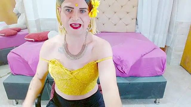 Snapshot of Dolldirtyxxx chatting on 20, 12, 2025 Dolldirtyxxx online show from 20, 12, 2025