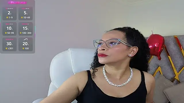 Snapshot of Cintiia_Holmes chatting on 13, 3, 2026 Cintiia Holmes online show from 13, 3, 2026