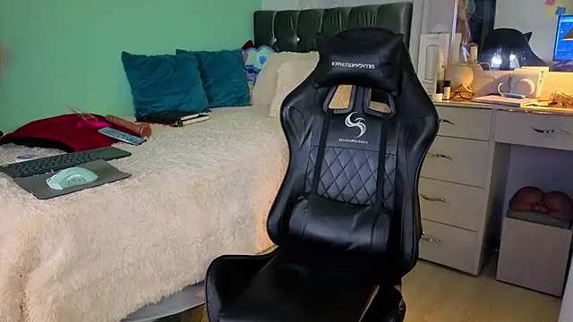 Chrissken online show from 25, 10, 2025