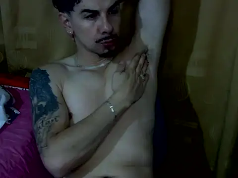 Snapshot of venusfranco_94 chatting on 7, 11, 2025 venusfranco 94 online show from 7, 11, 2025