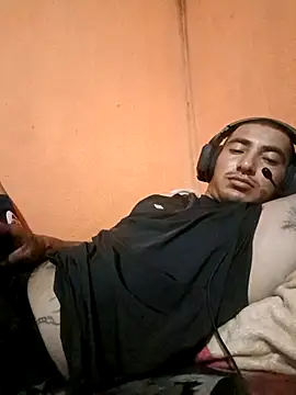 Snapshot of juqnjopach chatting on 15, 4, 2026 juqnjopach online show from 15, 4, 2026