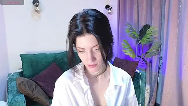 Snapshot of roxy_riot_ chatting on 14, 2, 2025 roxy riot online show from 14, 2, 2025
