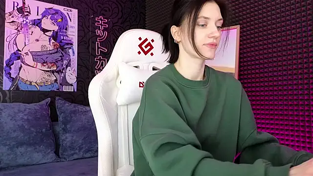 Snapshot of roxy_riot_ chatting on 2, 3, 2025 roxy riot online show from 2, 3, 2025