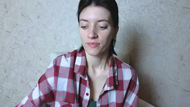 Snapshot of roxy_riot_ chatting on 18, 3, 2025 roxy riot online show from 18, 3, 2025