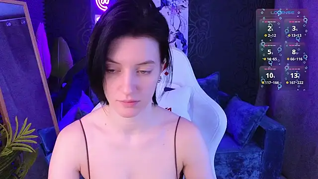 roxy riot  online show from 18, 2, 2026