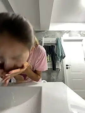 BonyBon29 online show from 20, 10, 2025