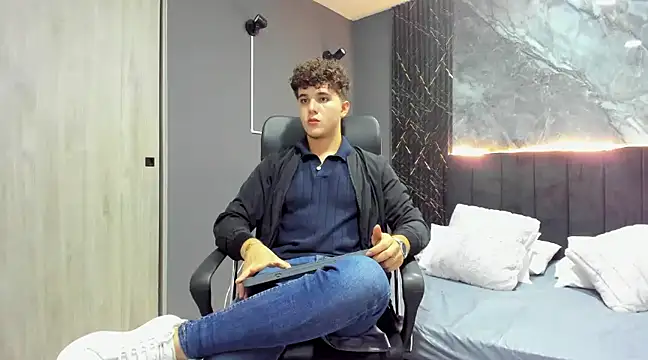ErosGeorgiou online show from 9, 2, 2025