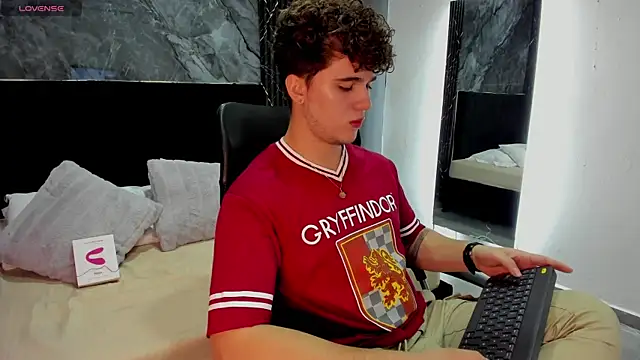 ErosGeorgiou online show from 19, 3, 2025