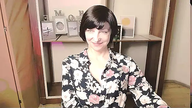  AngeliaFlow  online show from 6, 5, 2026