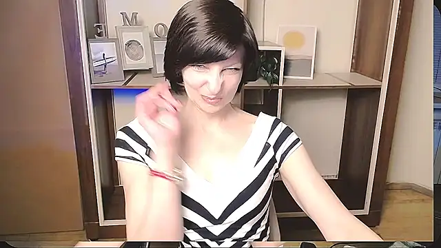  AngeliaFlow  online show from 7, 5, 2026