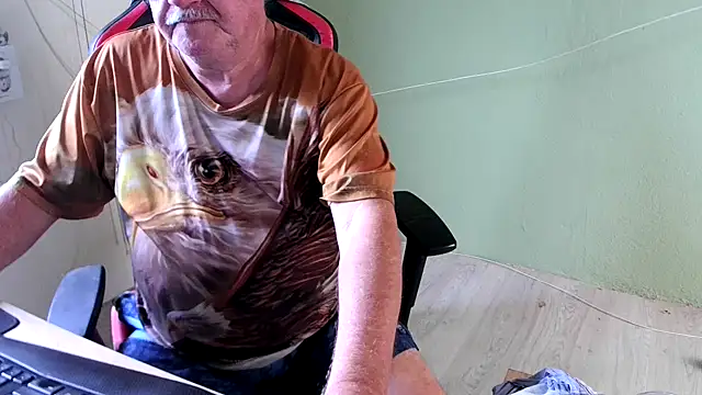 Snapshot of barenfan chatting on 21, 3, 2025 barenfan online show from 21, 3, 2025