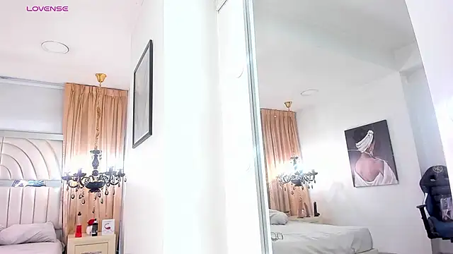 lolyyuno online show from 4, 3, 2025