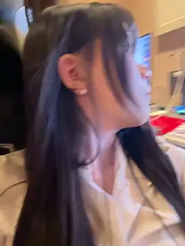 Snapshot of baxi1100 chatting on 15, 4, 2026 baxi1100 online show from 15, 4, 2026