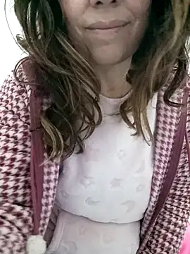 Snapshot of bambolina_sexy1985 chatting on 18, 1, 2026 bambolina sexy1985 online show from 18, 1, 2026