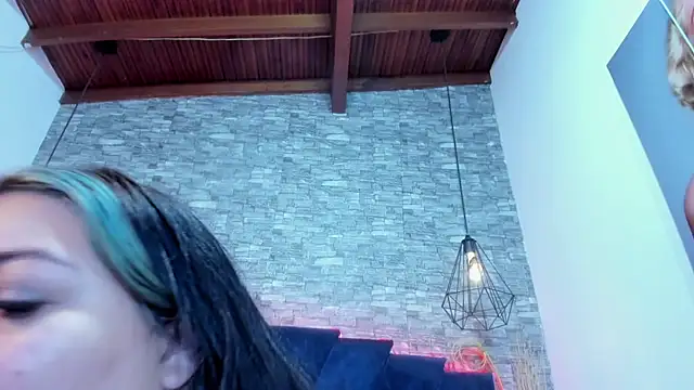 Snapshot of Sophia_Brunett chatting on 10, 4, 2026 Sophia Brunett online show from 10, 4, 2026