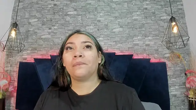 Snapshot of Sophia_Brunett chatting on 11, 4, 2026 Sophia Brunett online show from 11, 4, 2026