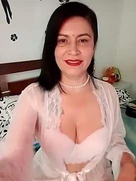 Dannitamillf online show from 13, 3, 2025