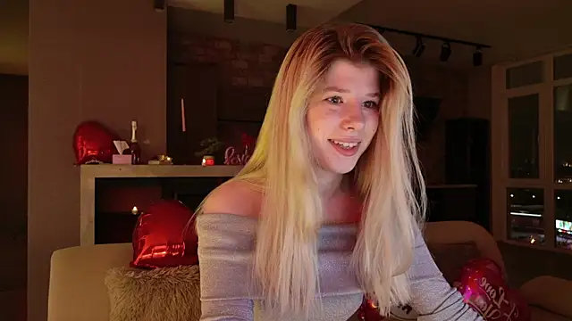 Bella amory online show from 15, 2, 2025