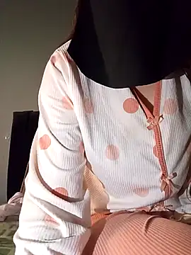 Snapshot of Milan-88 chatting on 23, 10, 2025 Milan-88 online show from 23, 10, 2025