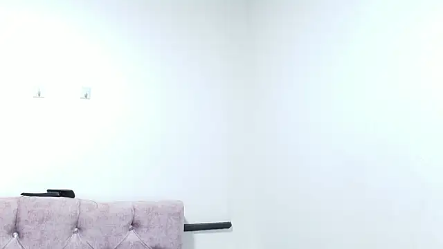 Snapshot of Skye_Moore chatting on 20, 10, 2025 Skye Moore online show from 20, 10, 2025