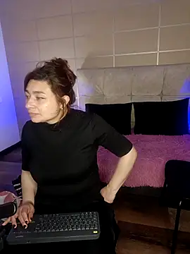 Snapshot of _michonne_ chatting on 24, 9, 2025  michonne  online show from 24, 9, 2025