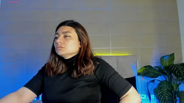 Snapshot of _michonne_ chatting on 15, 10, 2025  michonne  online show from 15, 10, 2025