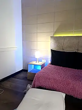  michonne  online show from 19, 12, 2025