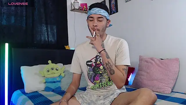 kyle clint07 online show from 11, 1, 2026