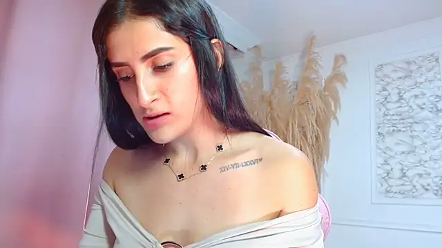 Danella houston online show from 20, 6, 2026