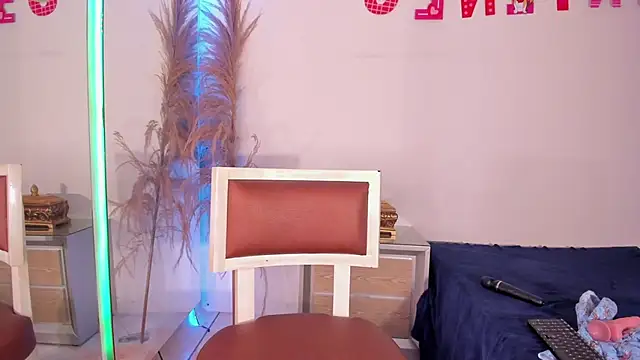 kassandra Lara online show from 20, 2, 2025