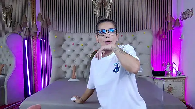 Snapshot of PlayfulShow chatting on 11, 11, 2025 PlayfulShow online show from 11, 11, 2025