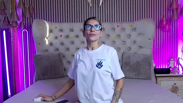 Snapshot of PlayfulShow chatting on 17, 11, 2025 PlayfulShow online show from 17, 11, 2025